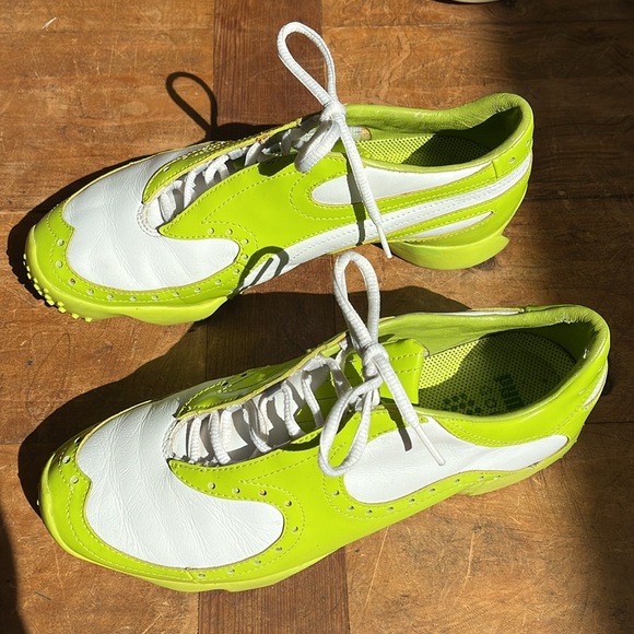 PUMA asymmetrical gold shoes. Sz7 lime green and white. - Picture 3 of 6